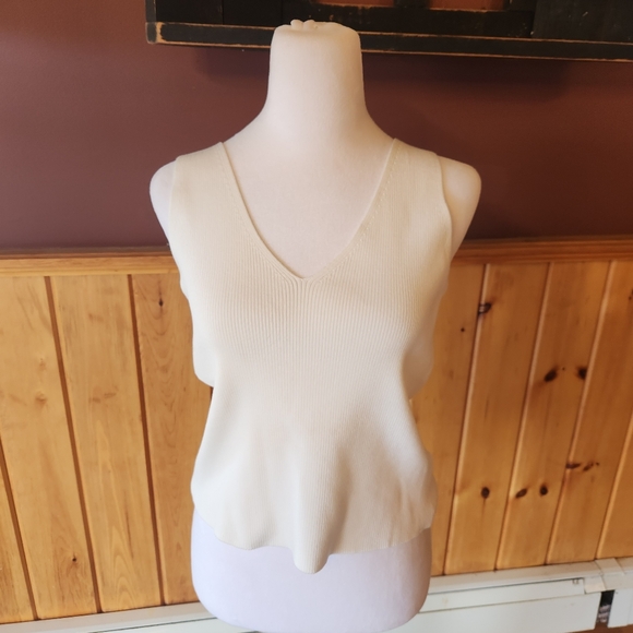 & Other Stories Stretch Rib V Cut Tank Top White Size Large - Picture 3 of 9